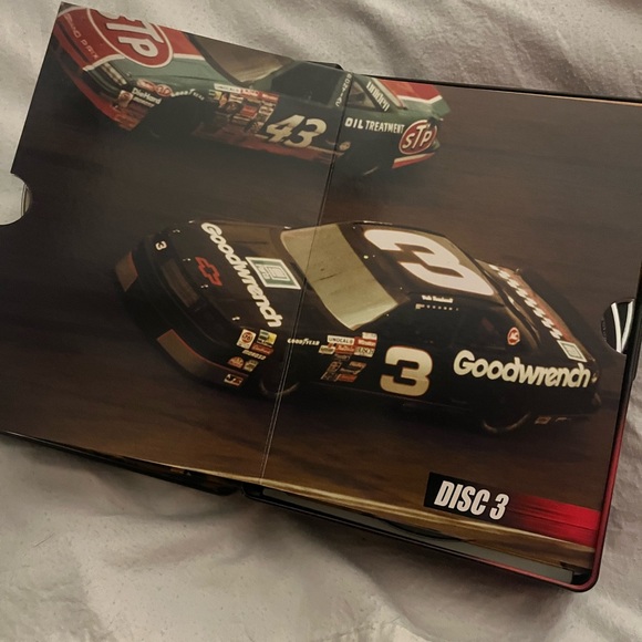 Dale Earnhardt DVD collector’s set - Picture 5 of 10